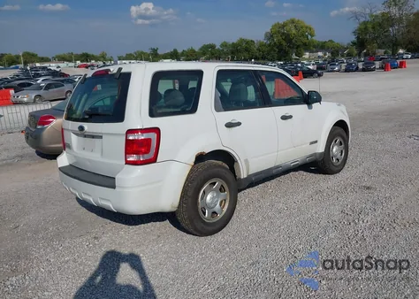 2008 Ford Escape Xls/Xls Manual z USA, uszkodzony, nr VIN 1FMCU02Z48KD64995